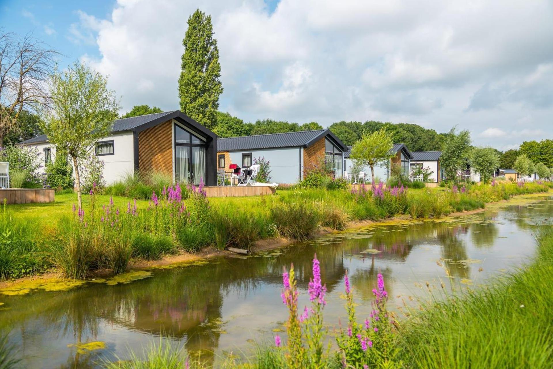 Vakantiepark Aan De Maas Kerkdriel Exterior foto